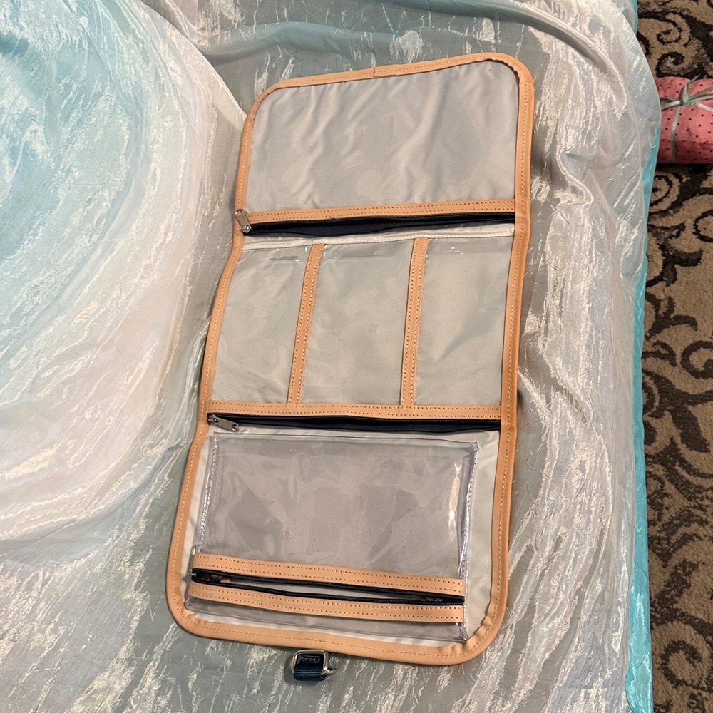 Jon Hart Jewelry Organizer - Picture 6 of 6